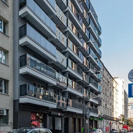 Chmielna 104 By Homeprime Apartment